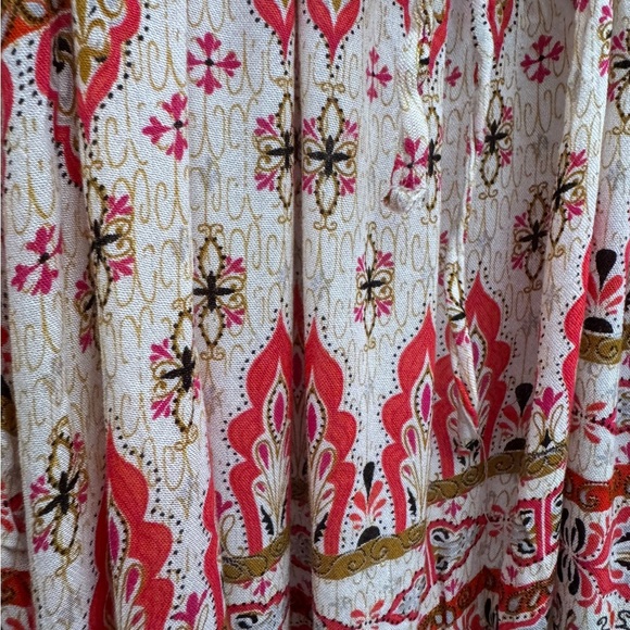 Rebellion Red and Cream Paisley Boho Asymmetrical Bell Sleeve Dress 100% Rayon - Picture 3 of 16